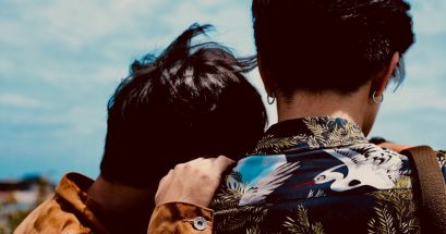 Series ideales para ver solo o en compañía de alguien más. UNSPLASH/Honey Fangs