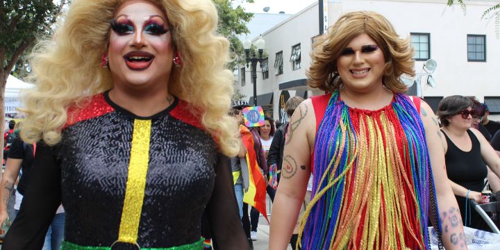 Regalando al público increíbles momentos de arte drag, estás son algunas de las competencias más reconocidas a nivel internacional. UNSPLASH / Bret Kavanaugh