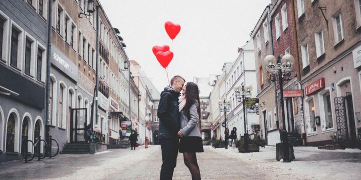 Con origen en el cristianismo, el "Día de San Valentín" se festeja en diferentes partes del mundo para conmemorar el amor al prójimo en sus diferentes formas. PIXABAY/ StockSnap