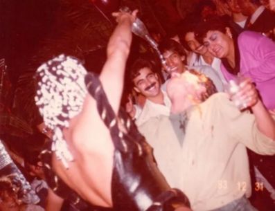 Las fiestas en el "Monica's" pronto se convirtieron en una importante atracción turística en Guadalajara debido a su gran producción. TWITTER/ @andtrelun
