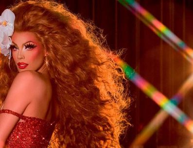 Encantadora, talentosa, bella y exitosa ella es un ejemplo de éxito latino en el arte drag. INSTAGRAM /@allaboutvalentina