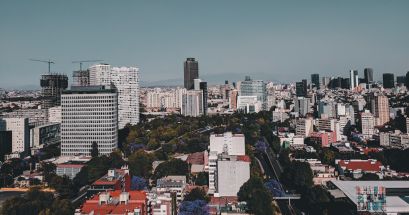 Sabemos que el lugar más “LGBT+ friendly” de la CDMX es la Zona Rosa, pero hay otros sitios que pueden ser de tu interés. UNSPLASH/Zion Arellano