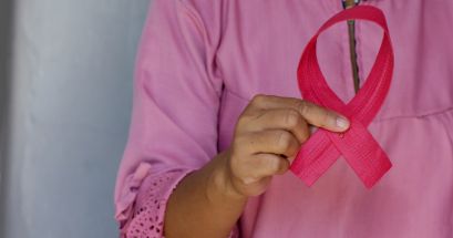 Se recomienda que las mujeres se realicen una autoexploración física de la mama de manera frecuente para descubrir alguna anomalía y, a partir de los 40 años de edad, una mastografía cada uno o dos años. UNSPLASH/Angiola Harry