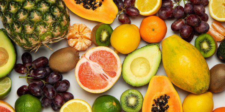 Incluye en tu dieta frutas y verduras que contengan antioxidantes. UNSPLASH/Julia Zolotova