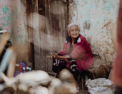 Blanca Izaguirre instó al Gobierno de Honduras a adoptar medidas concretas que contribuyan a abordar de manera integral "los principales desafíos" que enfrentan las mujeres en su participación democrática y generar "soluciones duraderas". UNSPLASH/Taylor Brandon