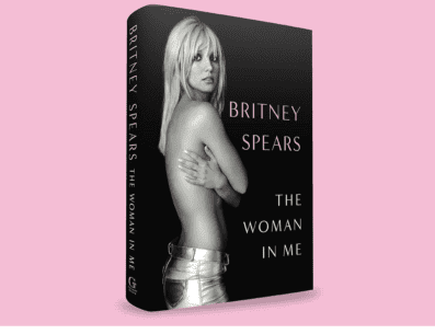 Las memorias de Britney Spears salieron a la venta para el público. TWITTER/@GossipBritney