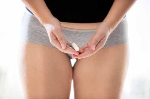 El Síndrome del Shock Tóxico puede contraerse a partir de una simple herida en la piel, por lo que nuestro punto de partida es desatanizar estos productos sanitarios. PINTEREST/ Salud y Medicinas