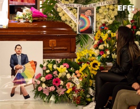  Le magistrade de Aguascalientes, Ociel Baena, fue sepultado el día de ayer en Saltillo, Coahuila, de donde era originario. EFE/Miguel Sierra