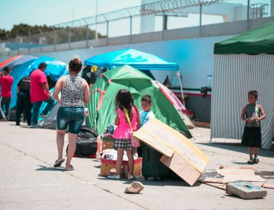 La encuesta también destacó que el 80 por ciento de las consultadas reconocieron carecer de información adecuada y accesible durante su tránsito por México. UNSPLASH/Barbara Zandoval